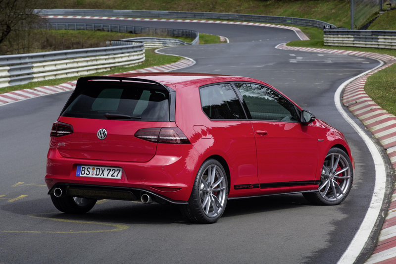 Illustration for article titled Volkswagen Says The Golf GTI Clubsport S Is The New Front-Drive Nürburgring King
